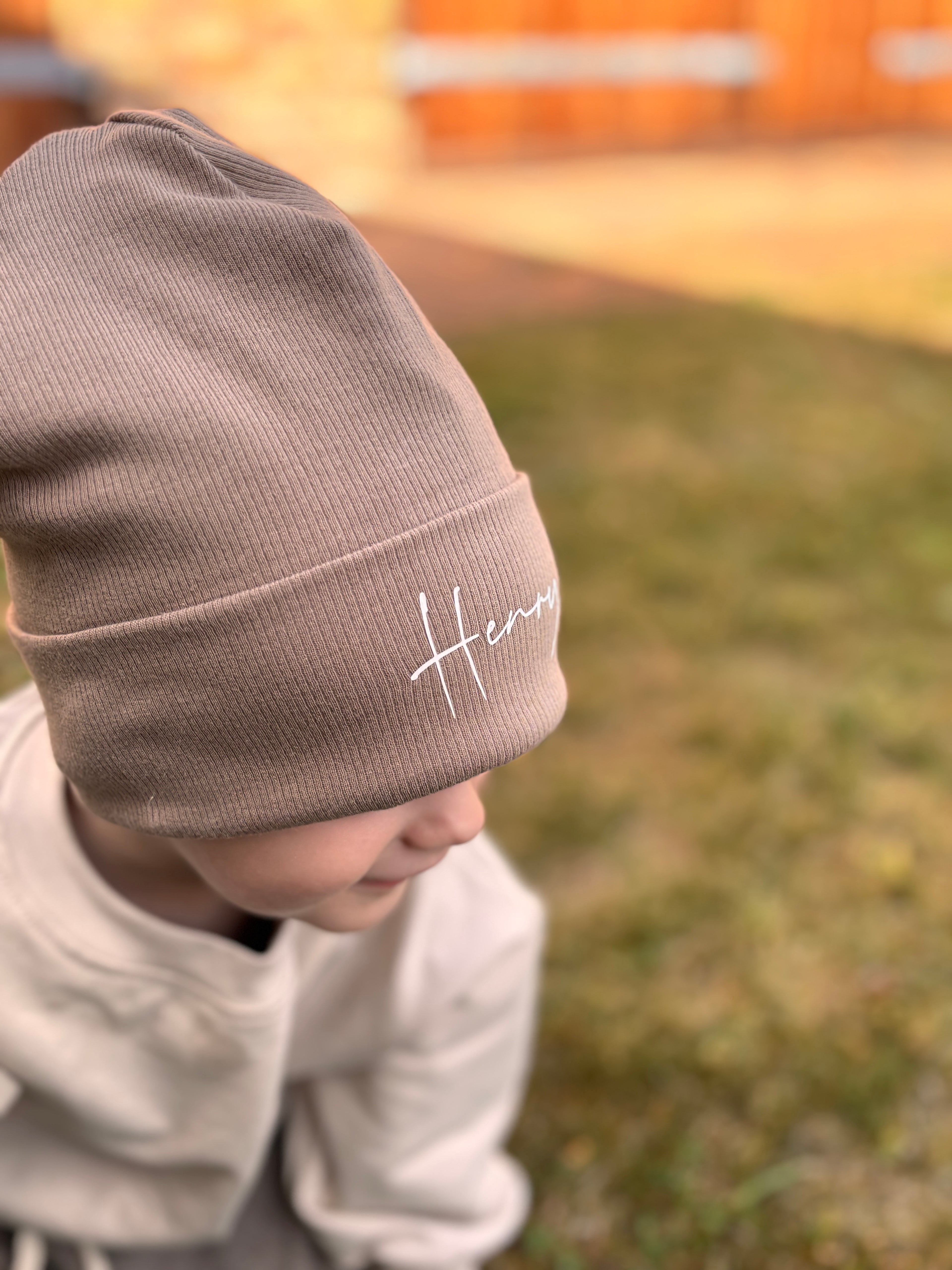Personalisierte Rib-Mütze – Hellbraun