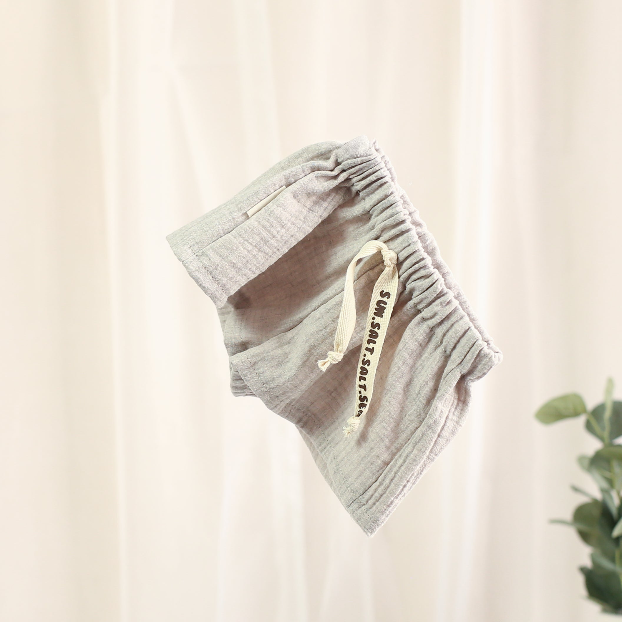 Shorts – Beige