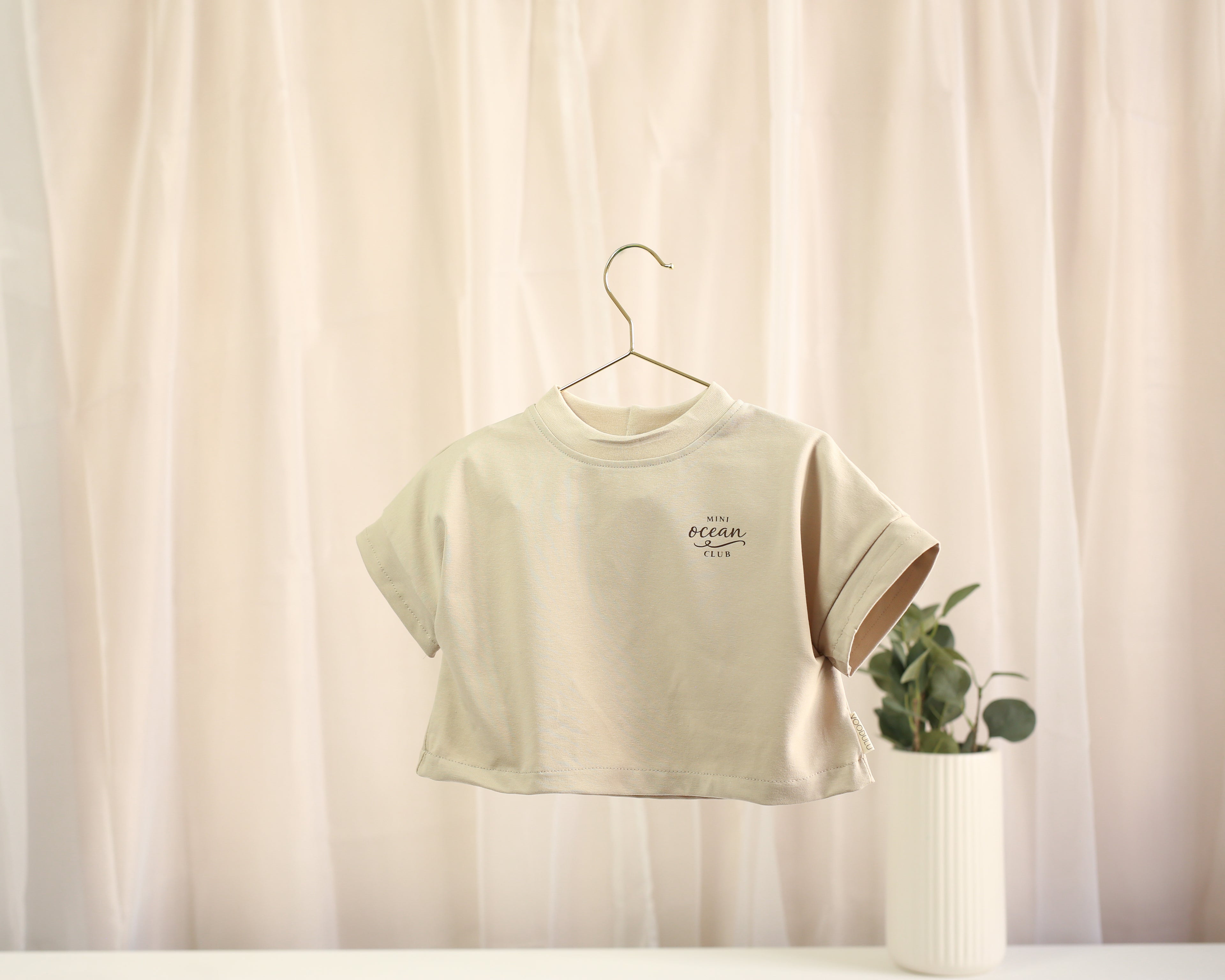 Oversize T-Shirt „Mini Ocean Club“ – Beige