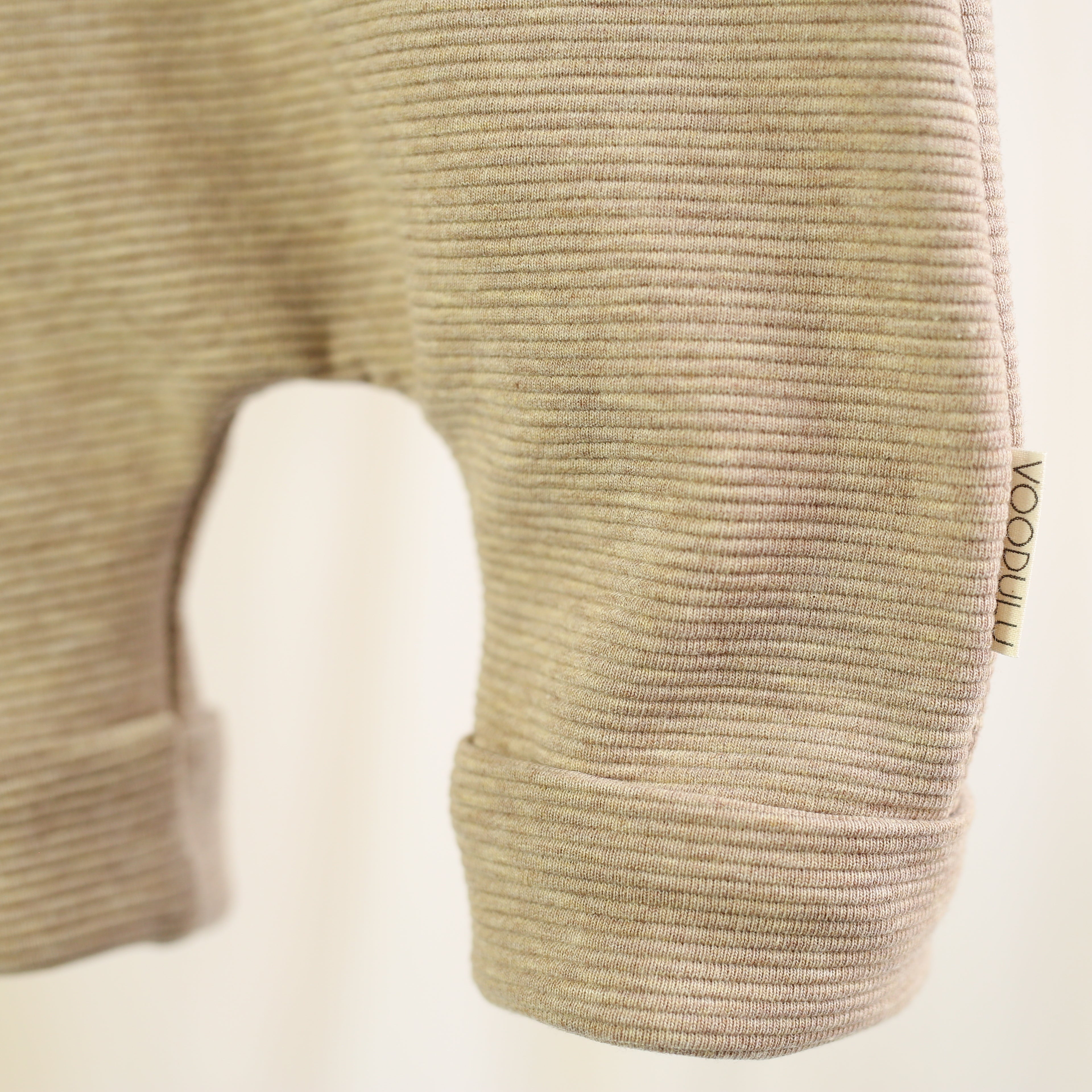 Latzhose "beige"