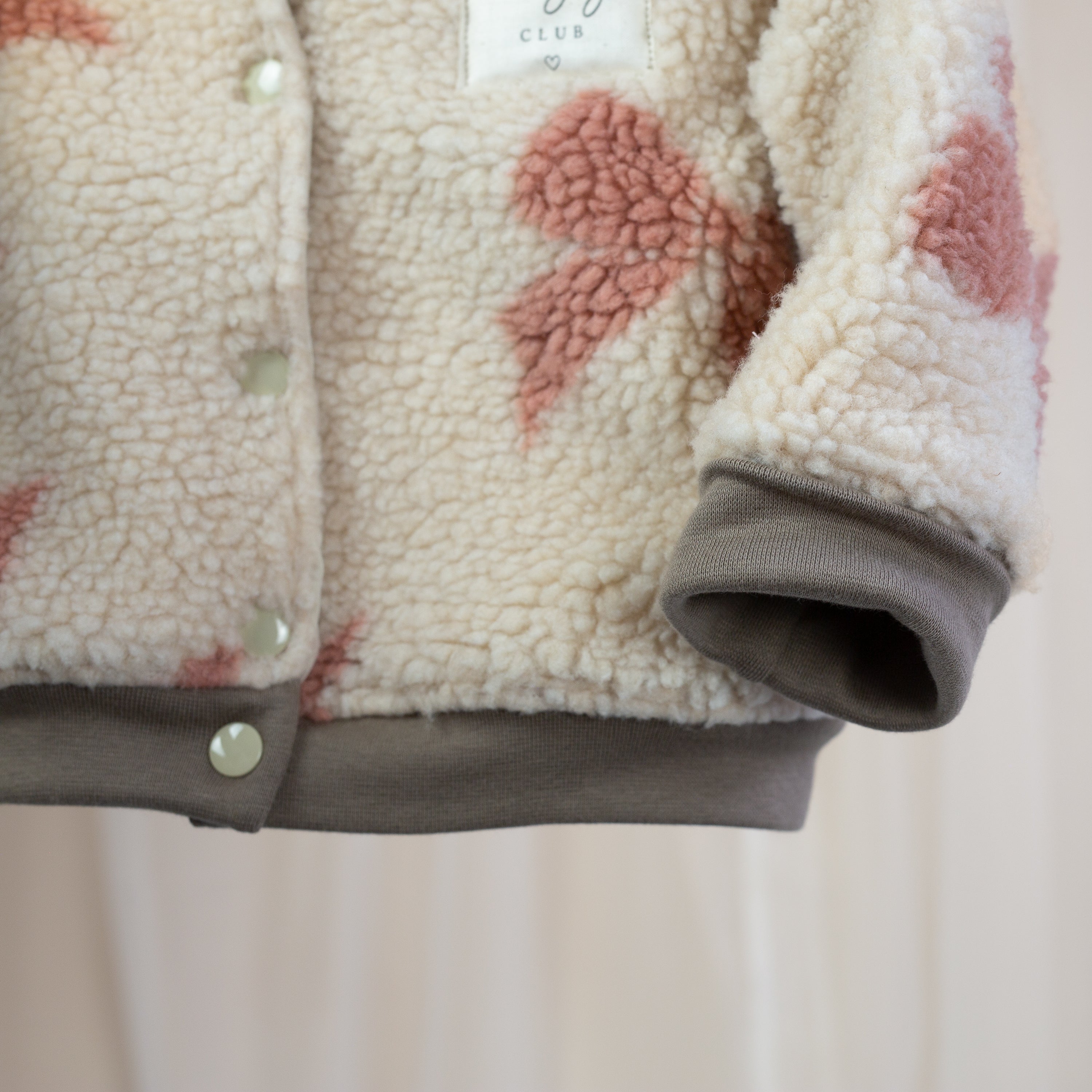 Collegejacke – Cozy Bow