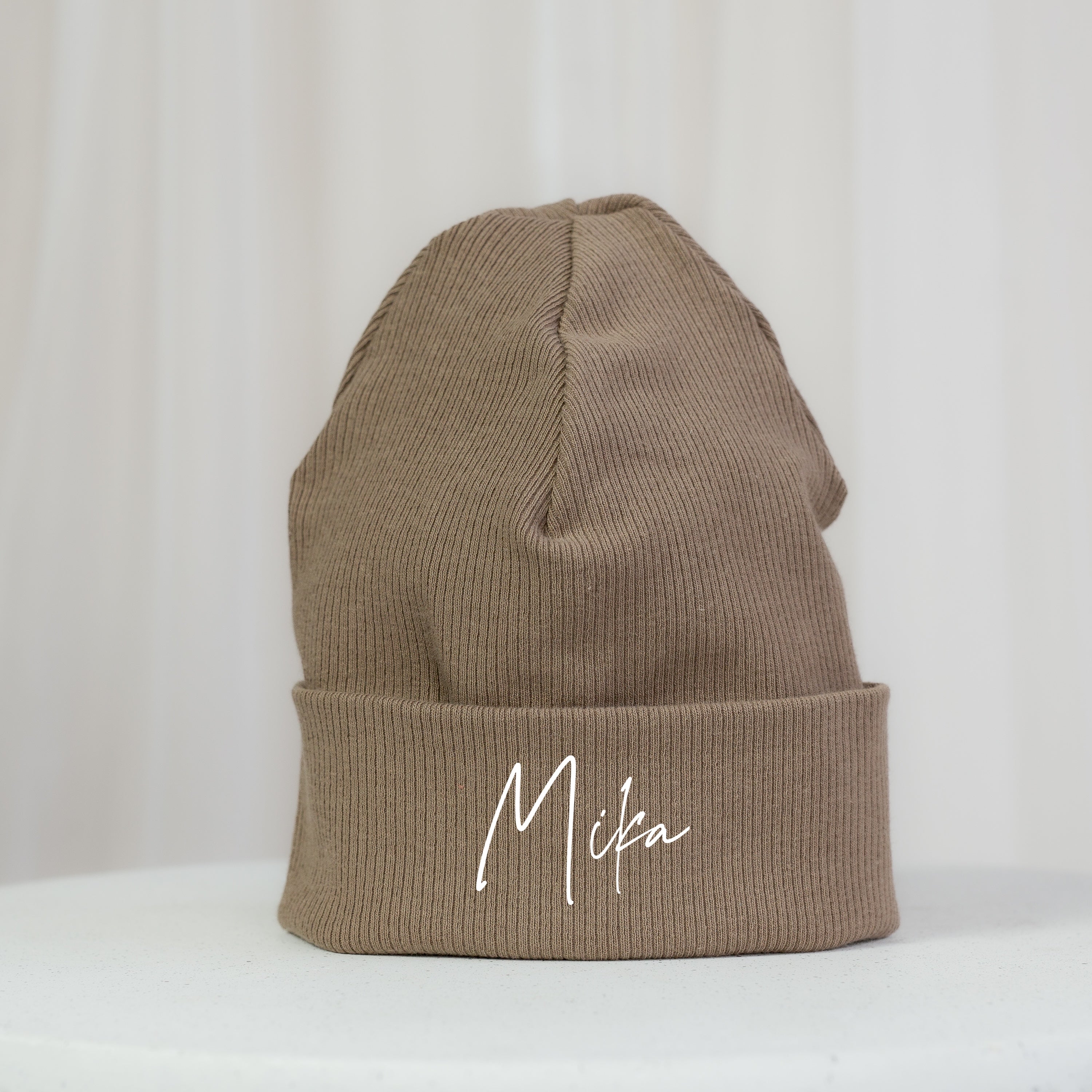 Personalisierte Rib-Mütze – Hellbraun