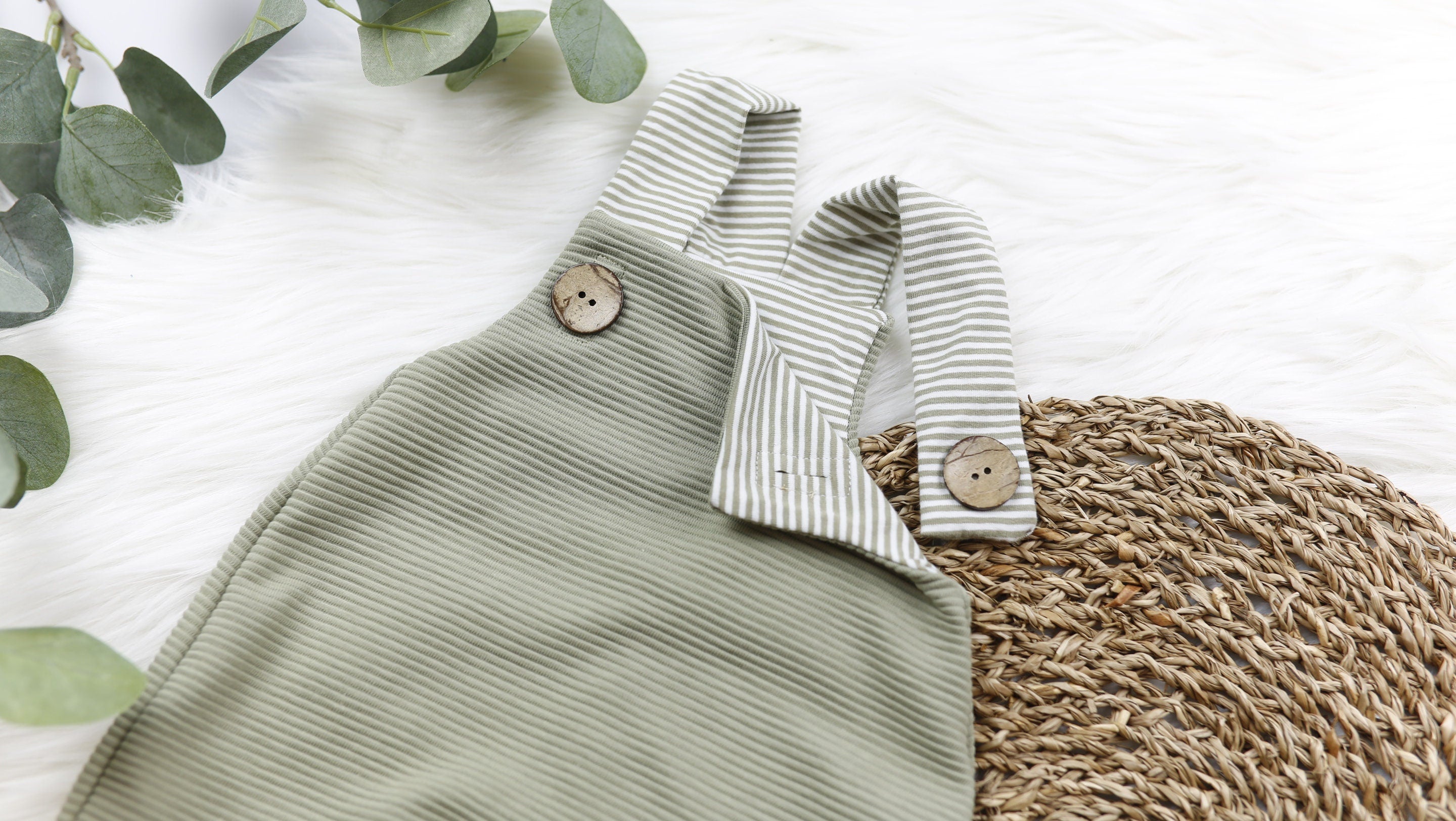 Rib-Jersey Stoff in Sage für Baby Latzhose
