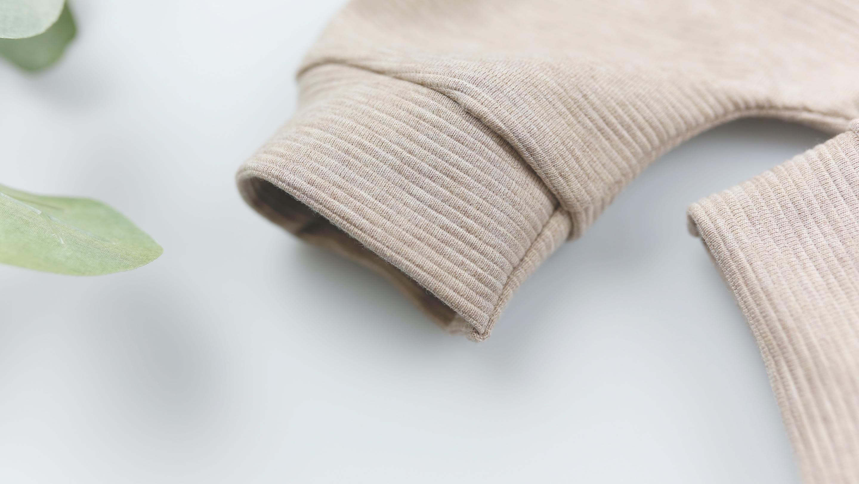 Rib-Jersey Stoff in Beige für Baby Latzhose
