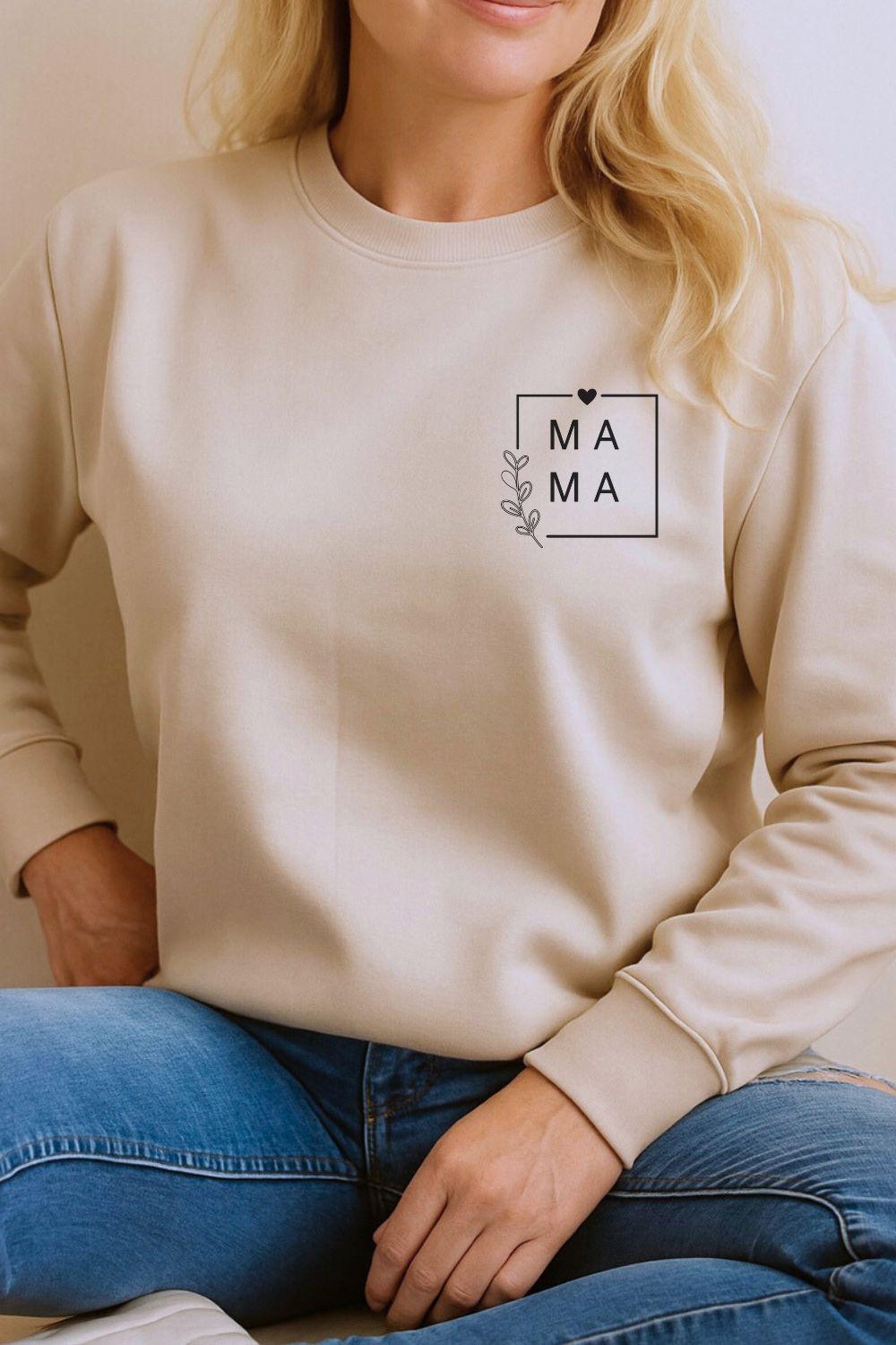 Mama Oversize Pullover in Beige mit „Mama“-Print von VOODULU
